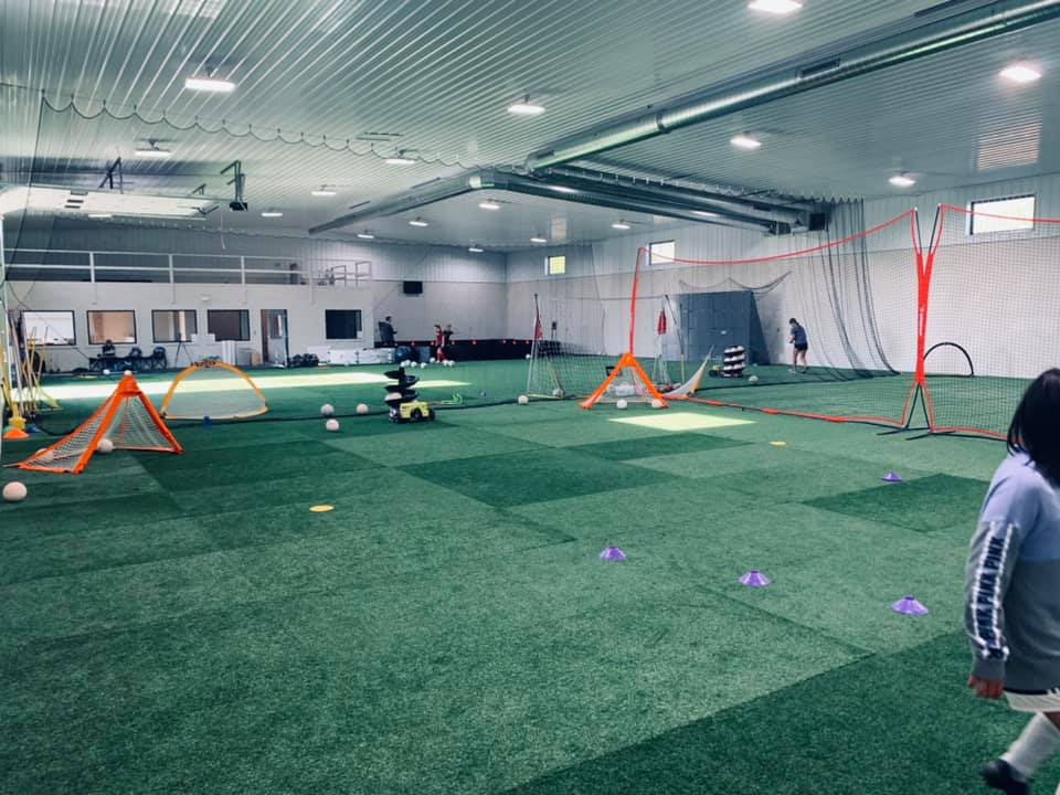 Upper hand – macroc facility, housing the morning session of kicks & flips