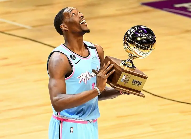 Upper hand – nba skills challenge 2020